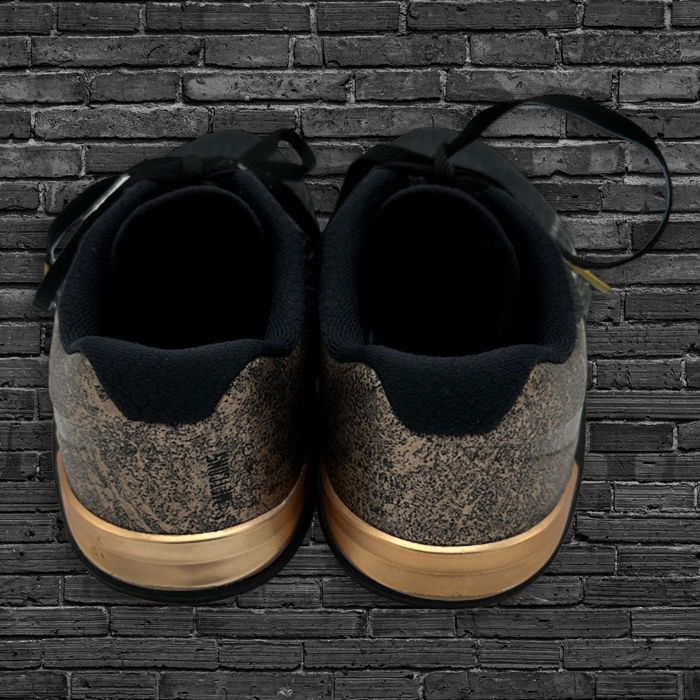 NIKE Women’s Metcon 5 Black Rose Gold Shoe (Size 8) - Picture 2 of 6